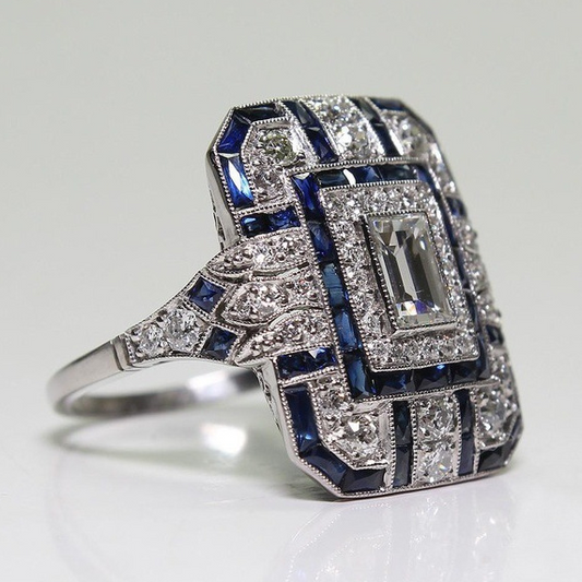 Mia™ | Women’s Vintage Blue Silver Ring