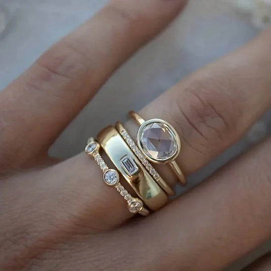 Alina™ | Vintage Gold Zirconia Ring Set